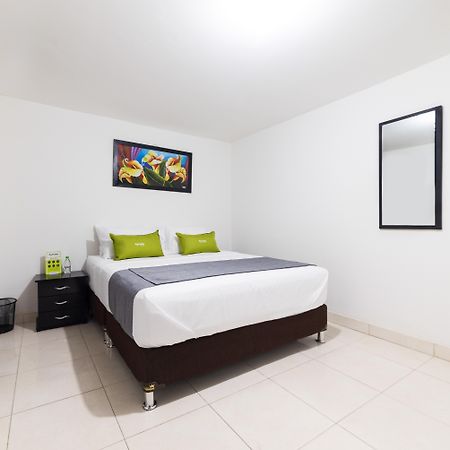 Ayenda 1045 Boutique Aeropuerto Hotel Bogotá Eksteriør billede